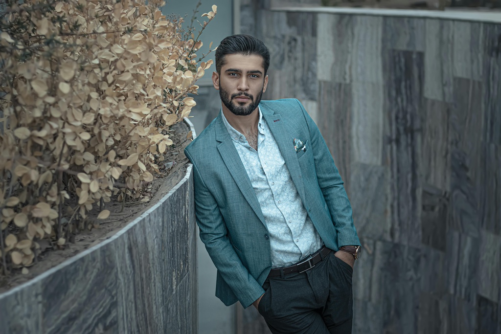 Practical Grooming and Style Tips for Service Professionals